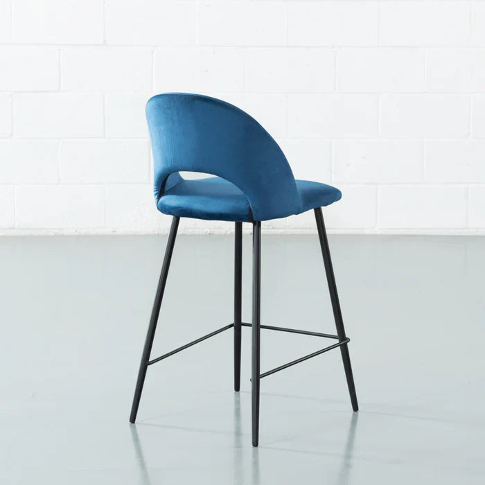 Walter Velvet Bar Stool – Midcentury Style in Bold Blue
