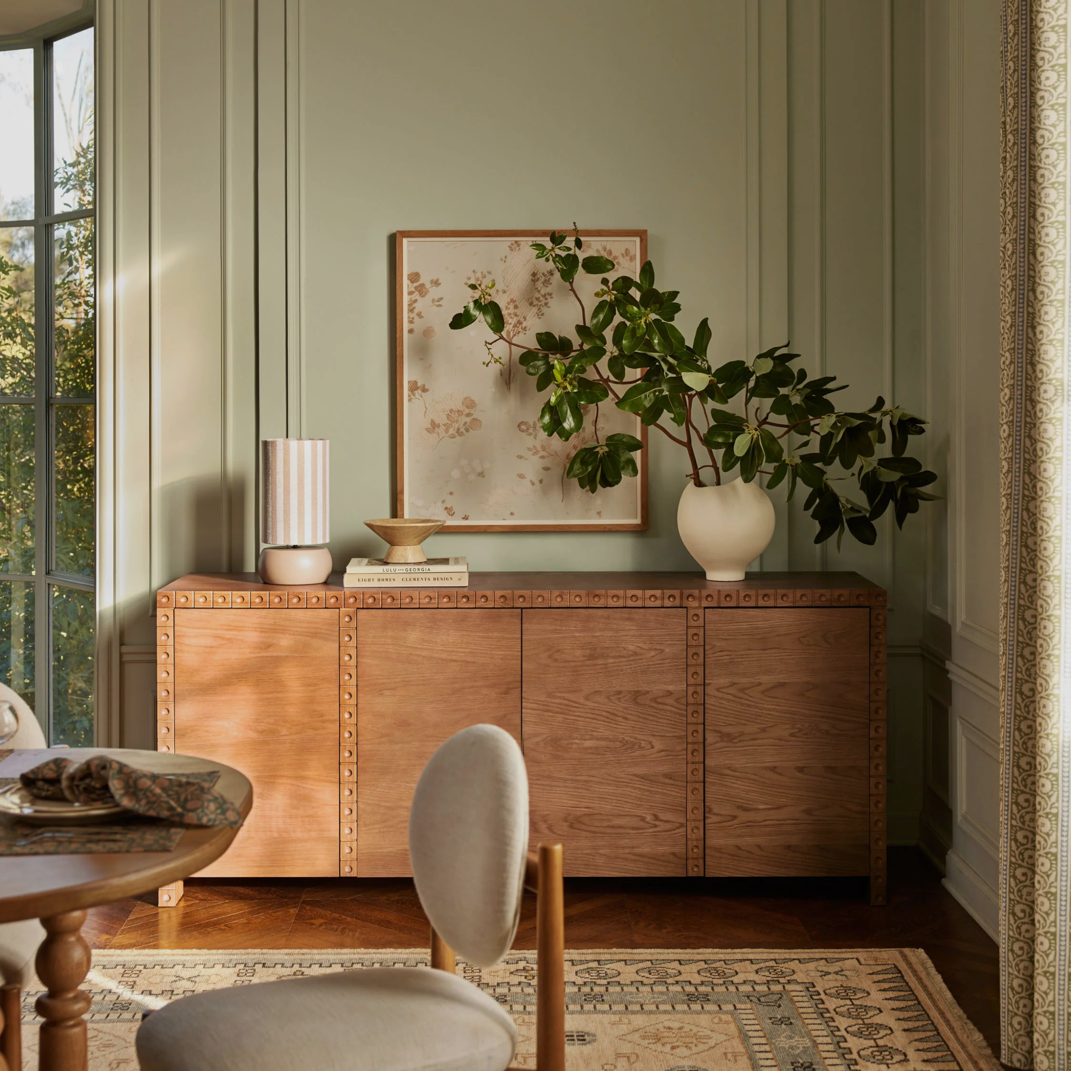 NAKO Sideboard – Geometry in Grain