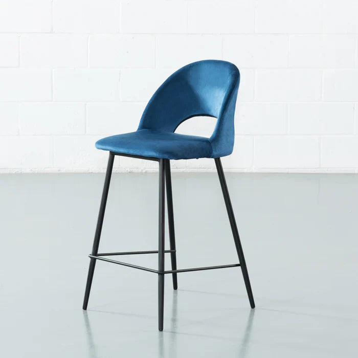 Walter Velvet Bar Stool – Midcentury Style in Bold Blue