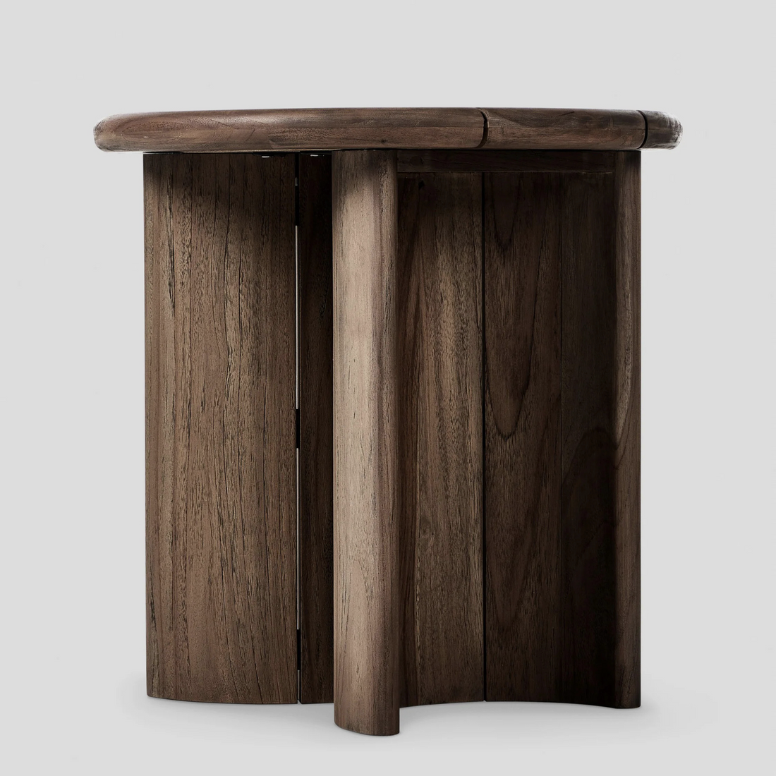 NIVO Side Table – Sculptural Warmth in Dark Oak