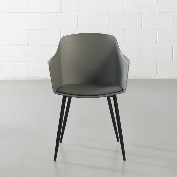 Venecia Armchair – Nordic Form with Everyday Comfort (Grey)