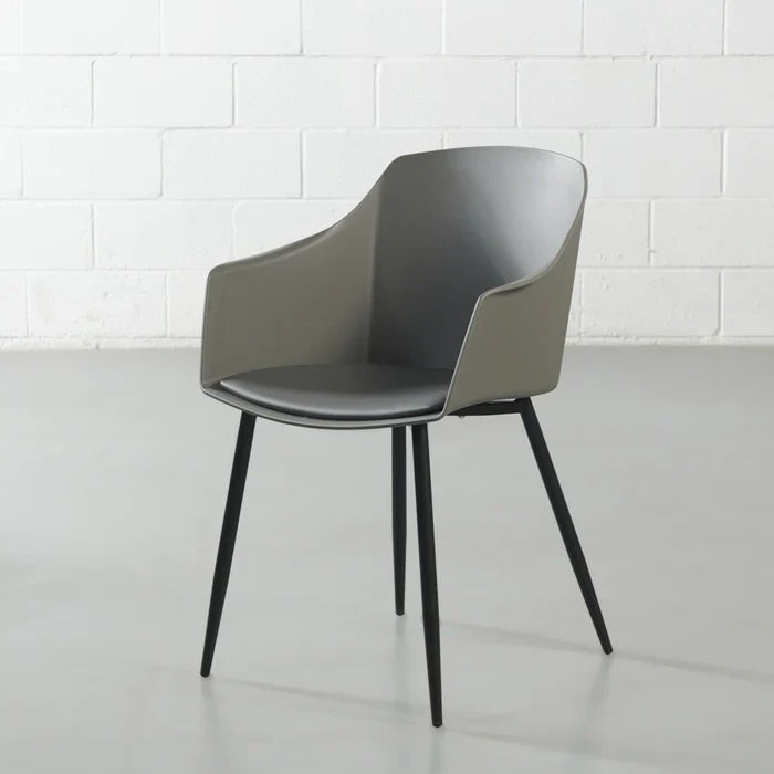 Venecia Armchair – Nordic Form with Everyday Comfort (Grey)