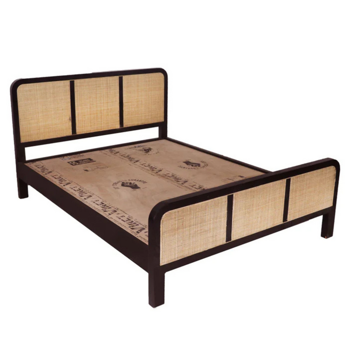 Zehra Cane Bed – Whisper of Woven Grace