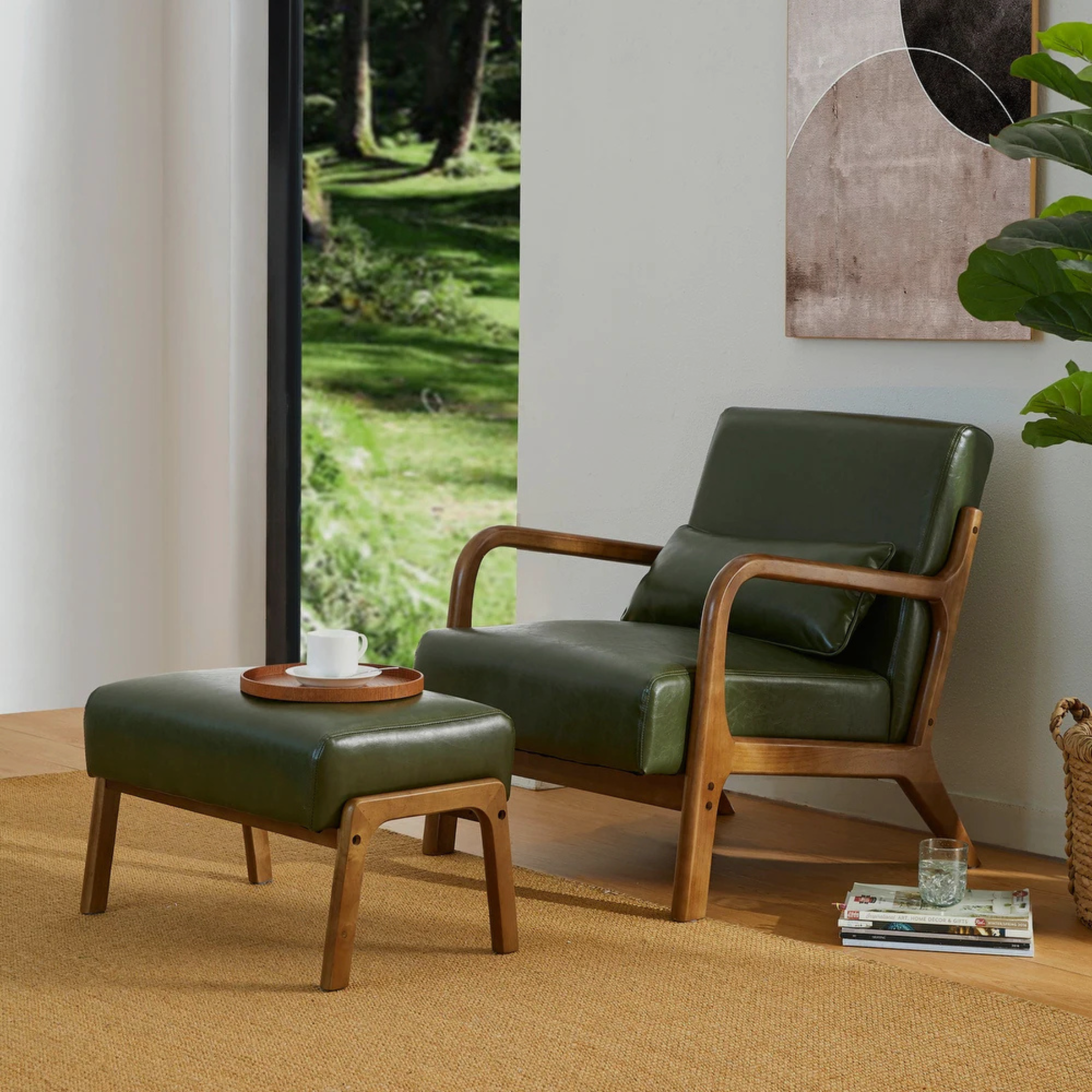 VERDE – Lounge Chair in Forest Green Leatherette
