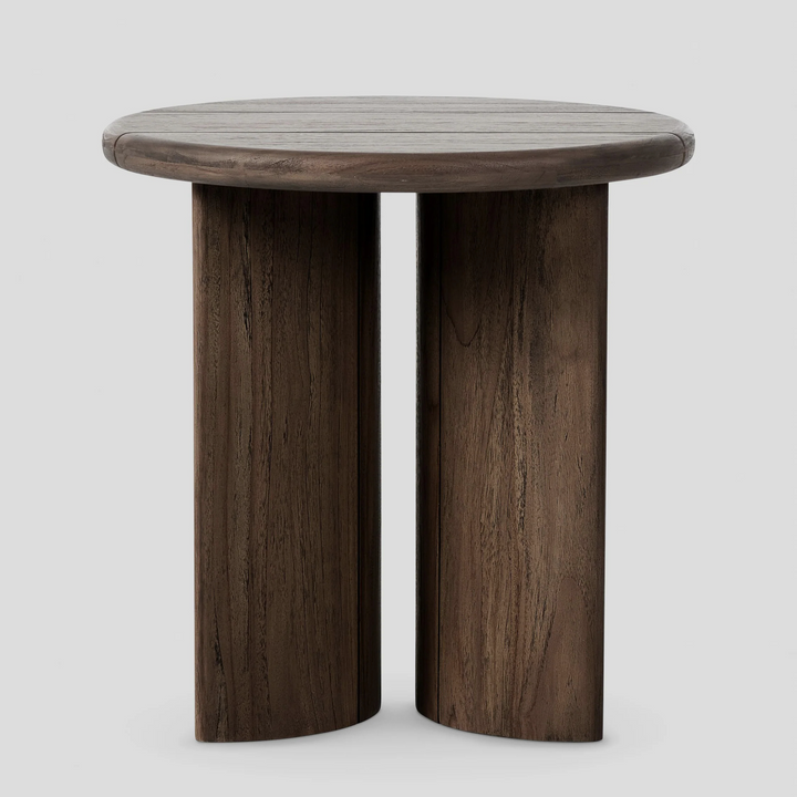 NIVO Side Table – Sculptural Warmth in Dark Oak