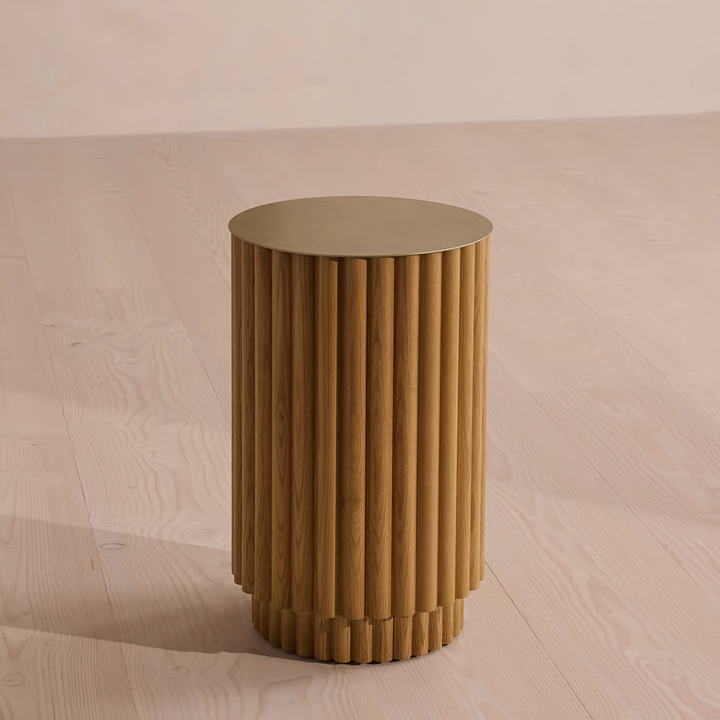 LYNOR End Table – Fluted Silhouette with Brass Top