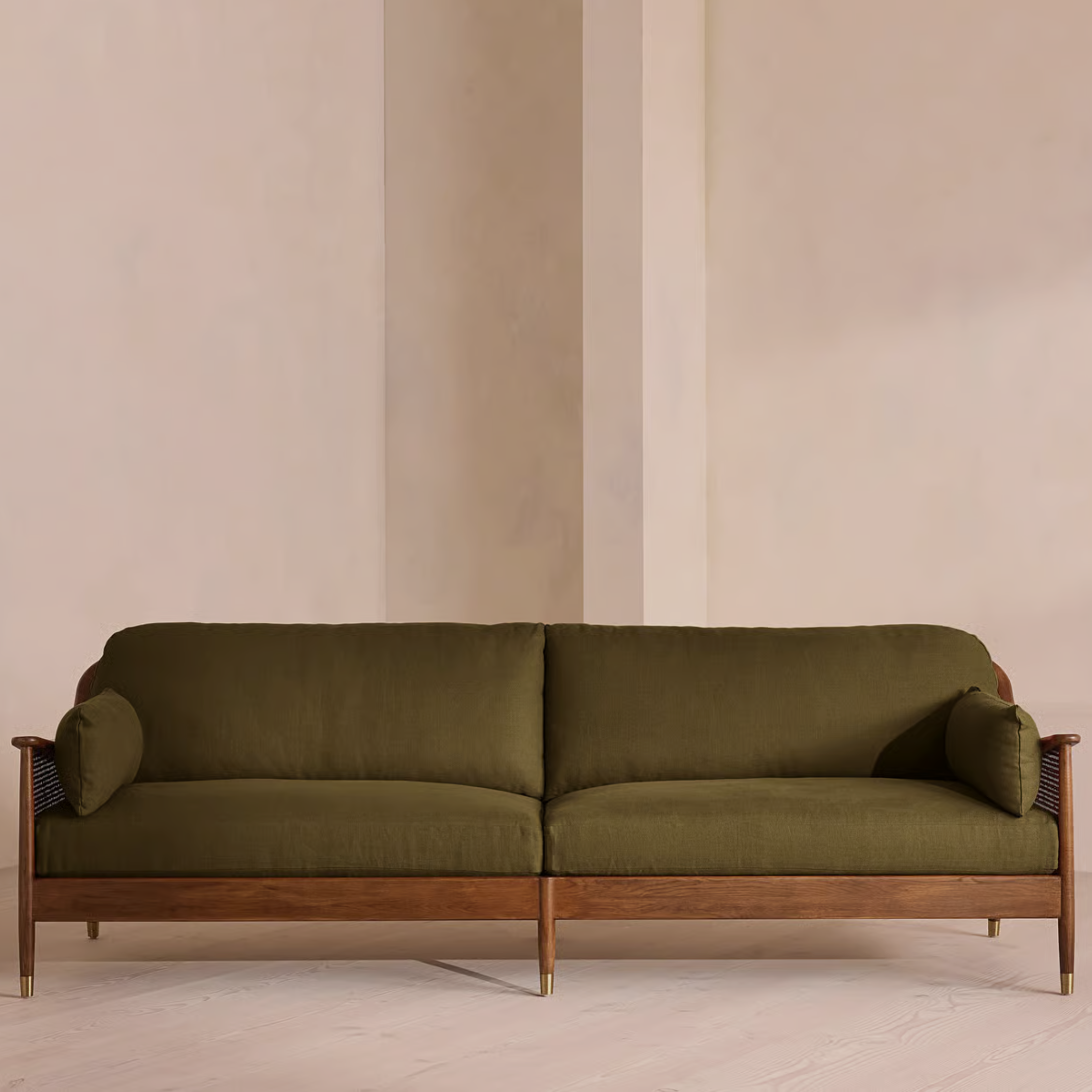 VERONA Sofa – Mid-Century Form, Refined Craftsmanship