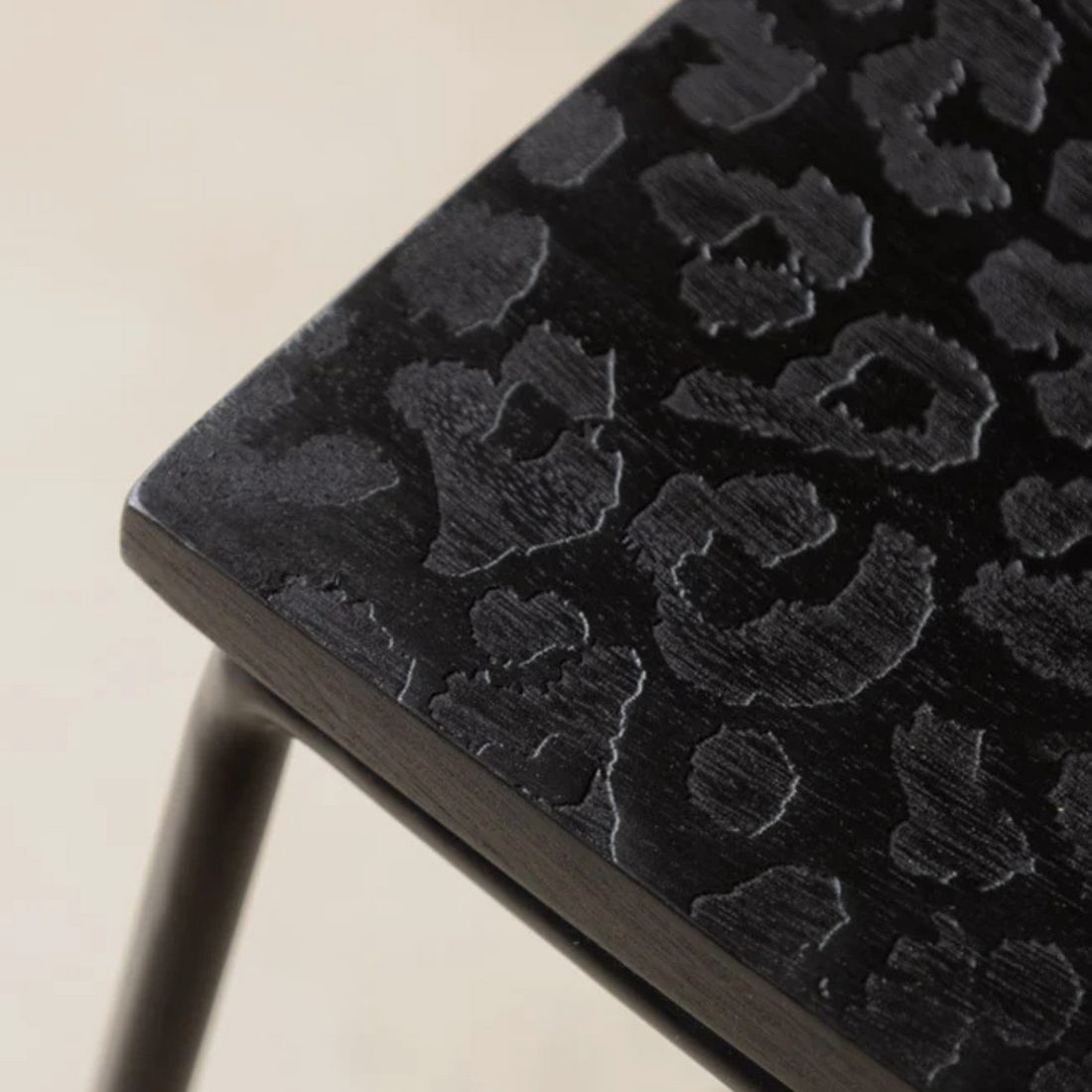 KARSTEN Bar Stool – Modern Form with Wild Detail