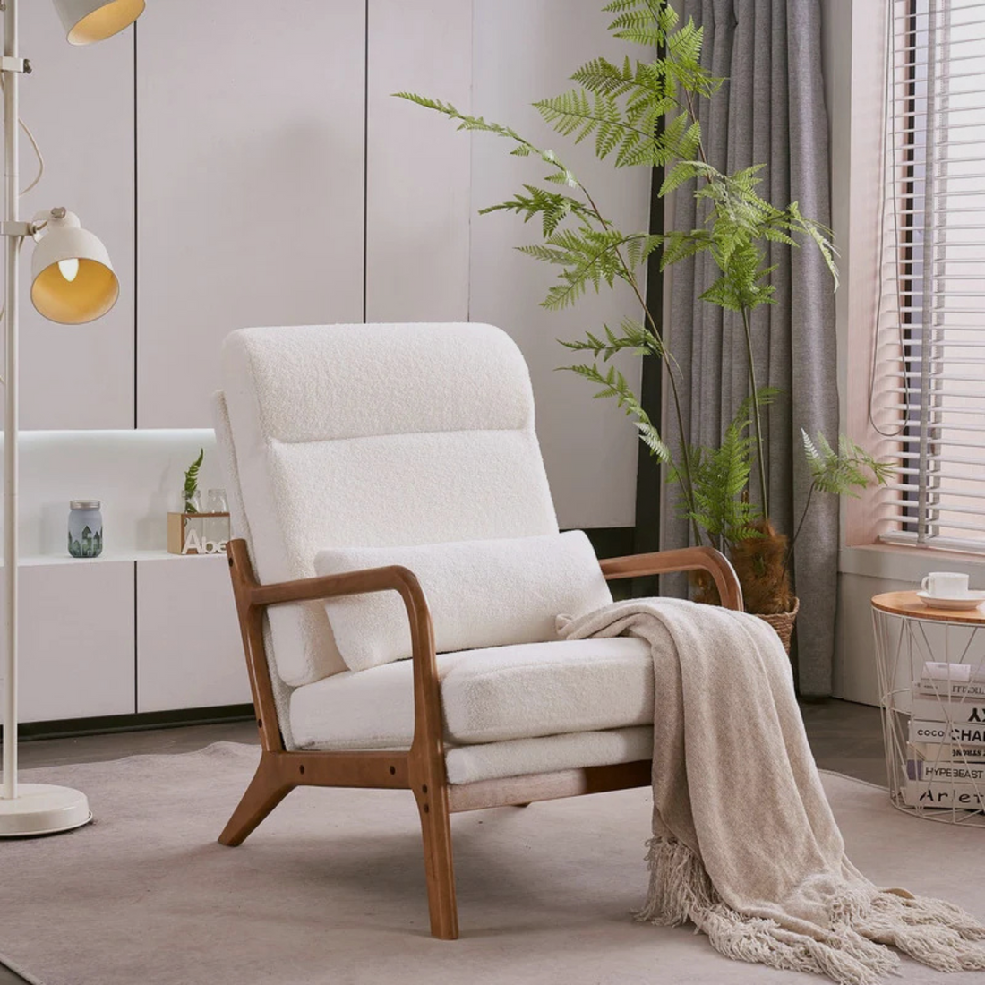 SOMA – Lounge Chair in Natural Oak & Ivory
