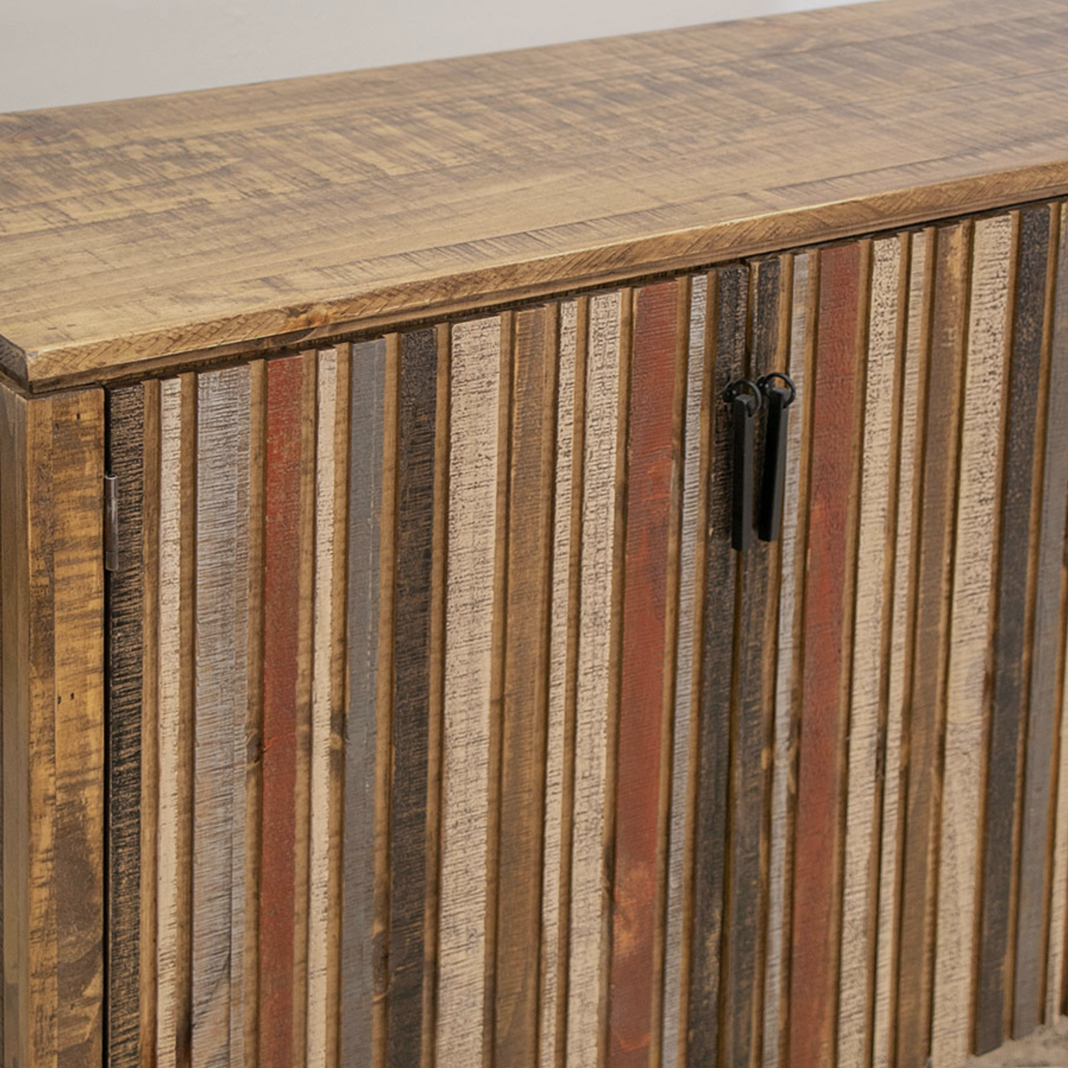 SOLANO Sideboard – Striped Rhythm in Reclaimed Wood