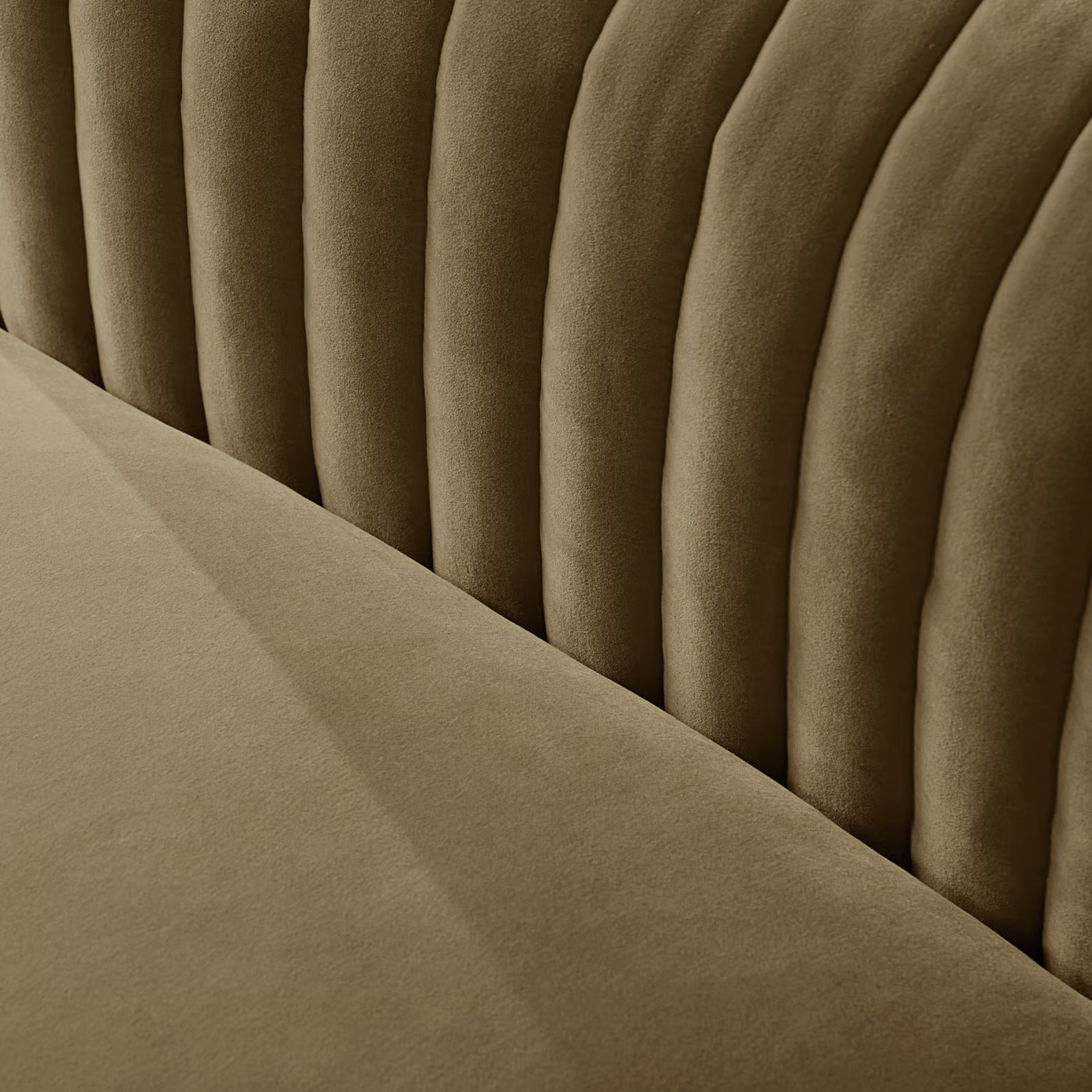 VIENNA Sofa – Art Deco Elegance Meets Modern Comfort