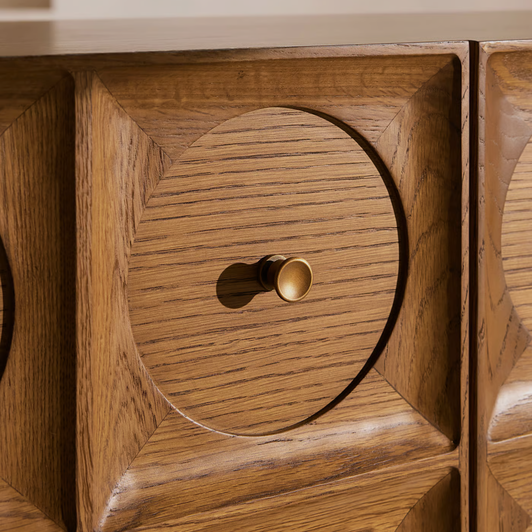 LUNARO Sideboard – Circle-Cut Geometry in Natural Oak