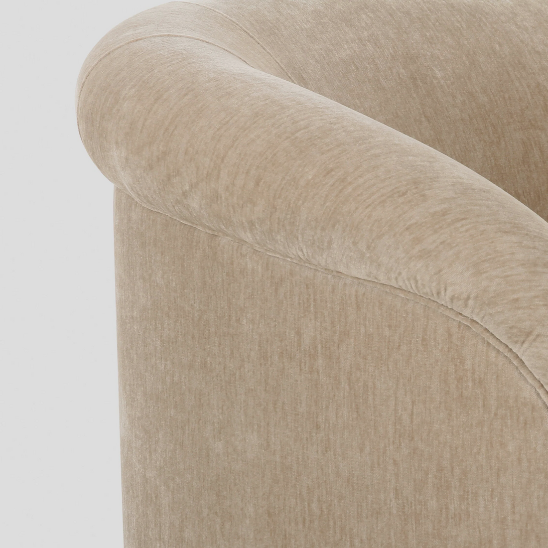 Halo Swivel Lounge Chair