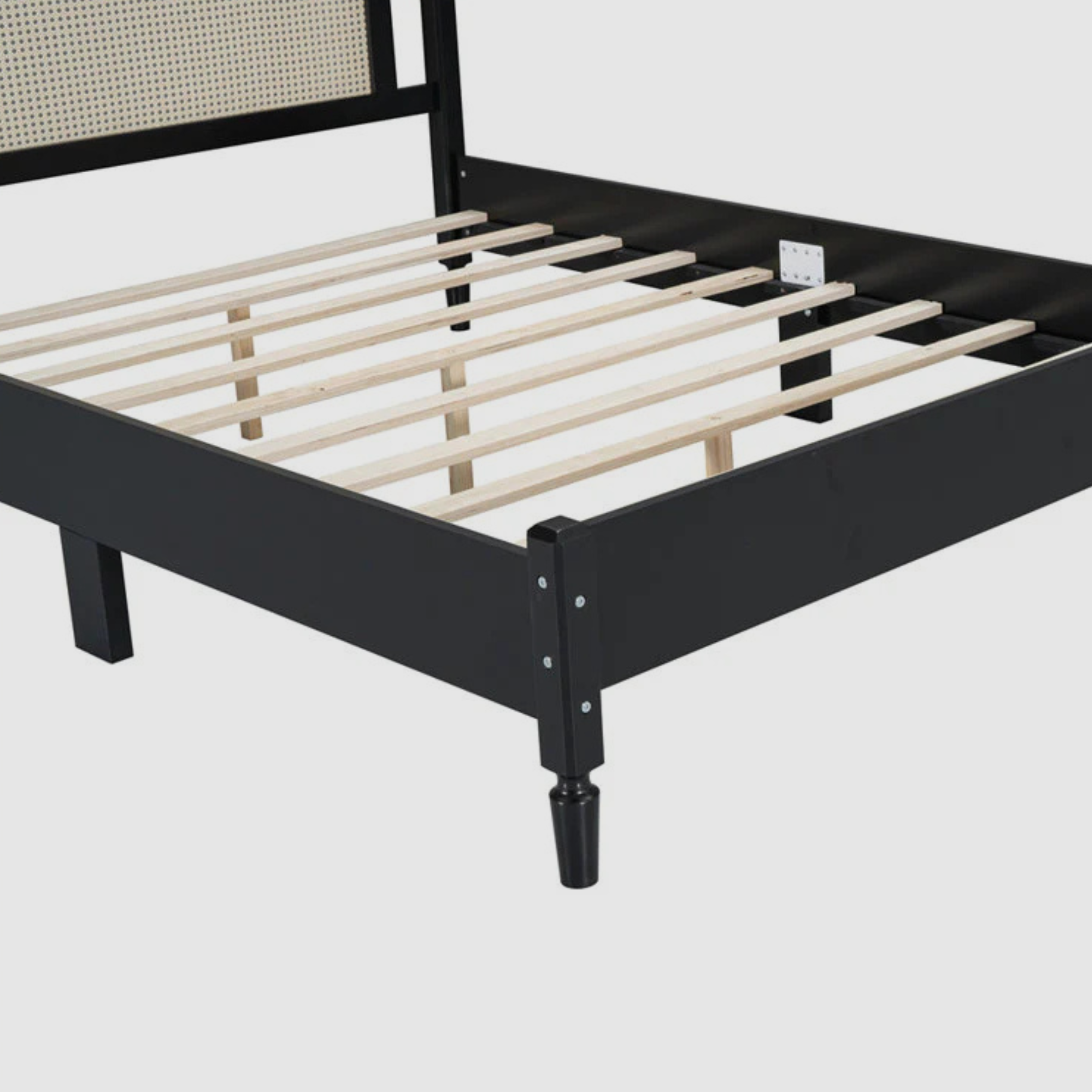 Hawthorne Bed – The Storyteller