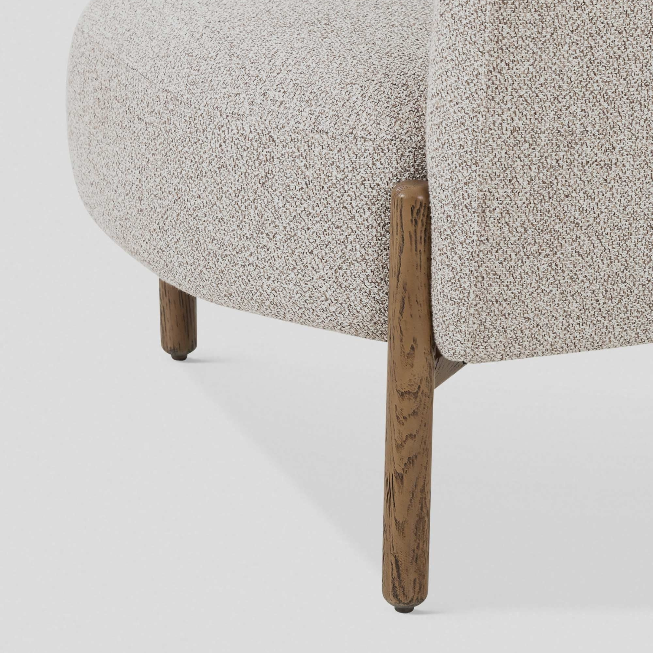 MIRA Curved Lounge Chair – Sculpted Calm in Pebble Weave