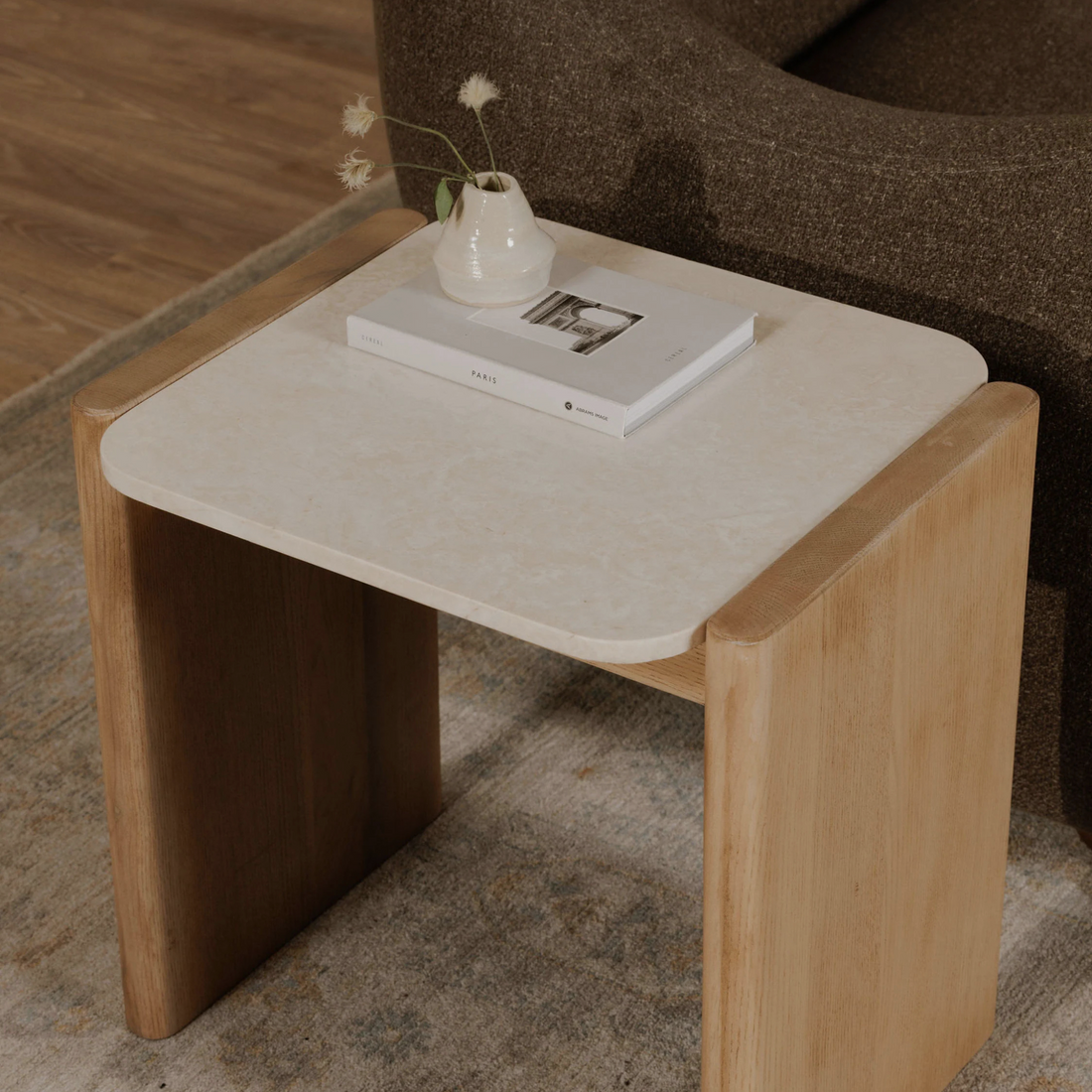 VISO End Table – Curved Minimalism in Wood & Stone