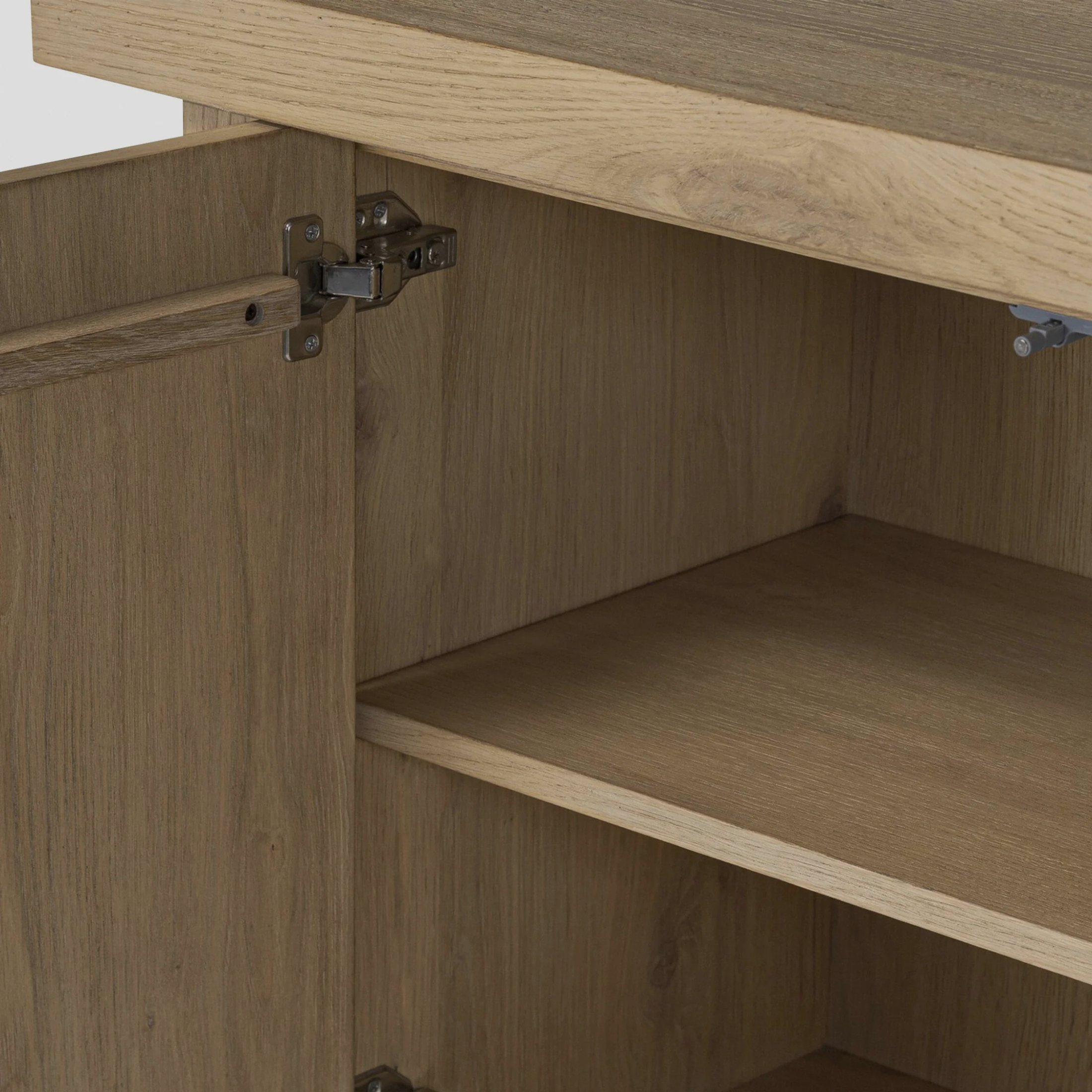 SOREN Sideboard – Minimal Form, Natural Strength