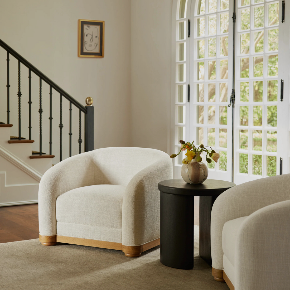 NERO Side Table – Bold Sculpture in Blackened Ash