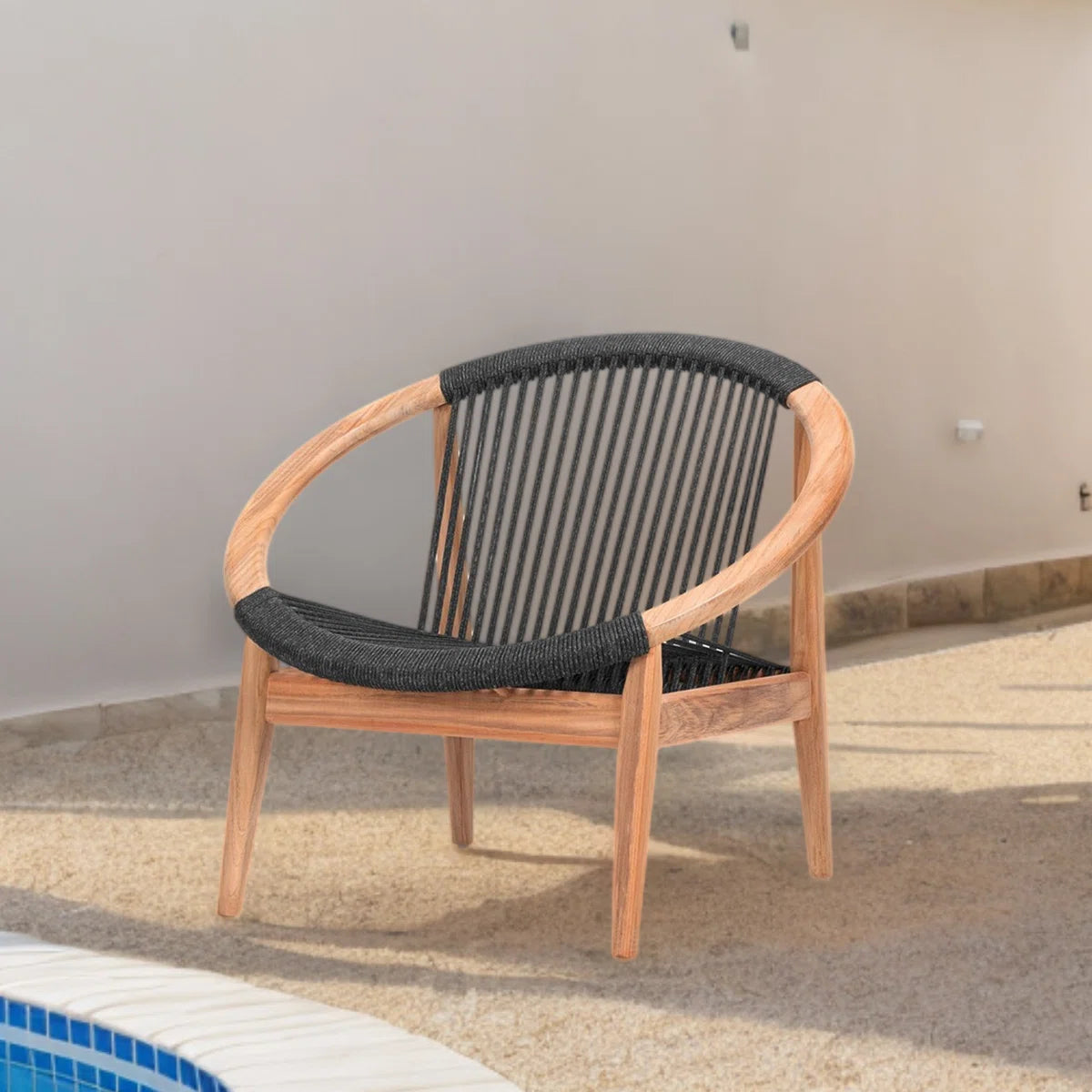 Mikaylynn Outdoor Lounge Chair